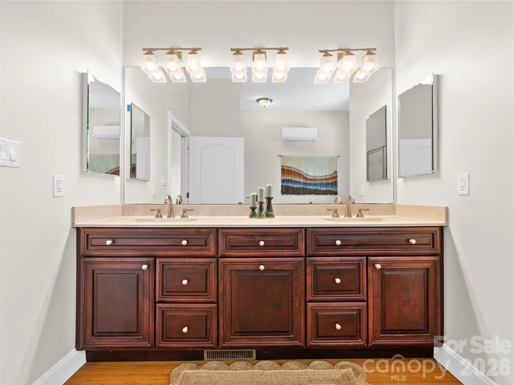 16 Chickadee Lane Fairview, NC 28730