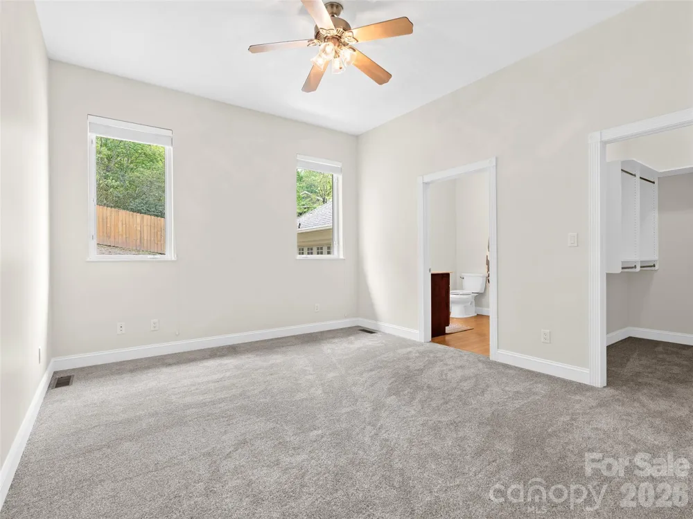 16 Chickadee Lane Fairview, NC 28730