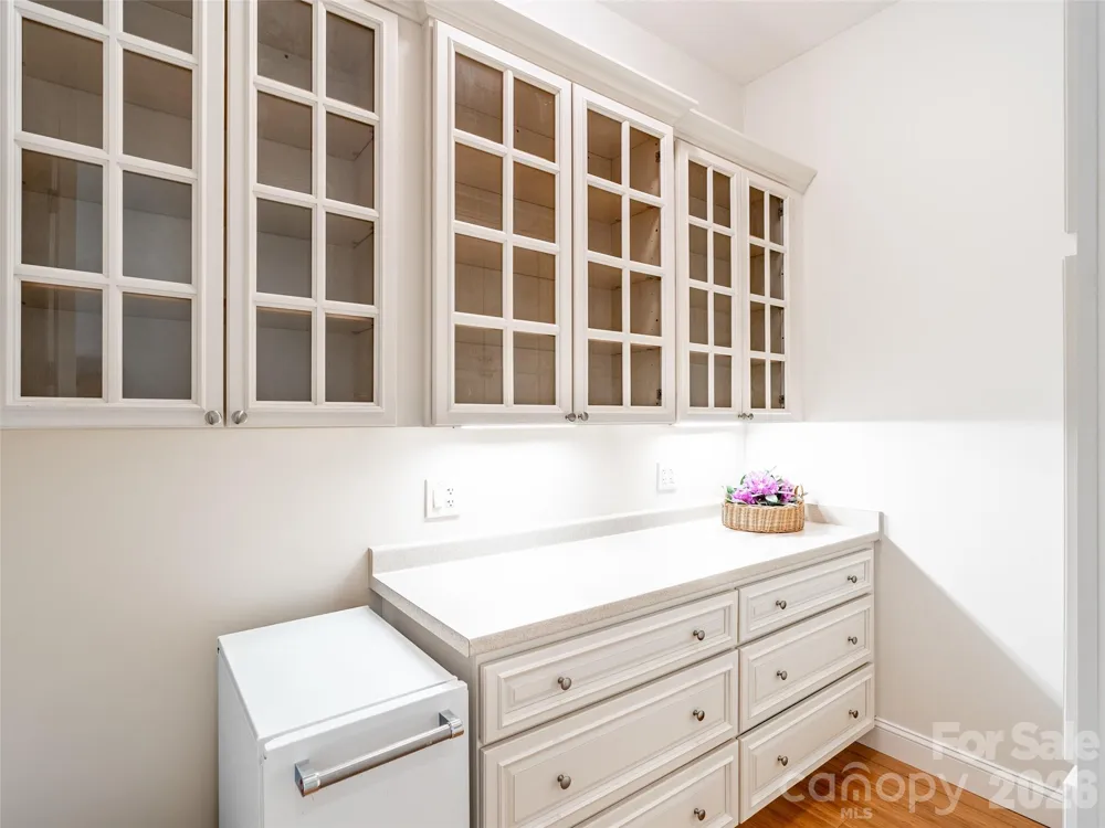 16 Chickadee Lane Fairview, NC 28730