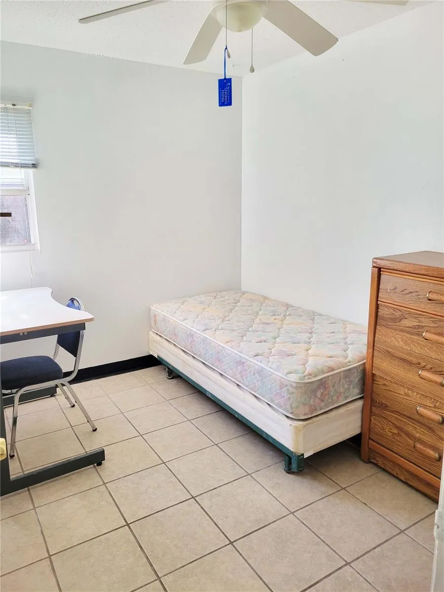 914 SW 8TH AVENUE #26 Gainesville, FL 32601