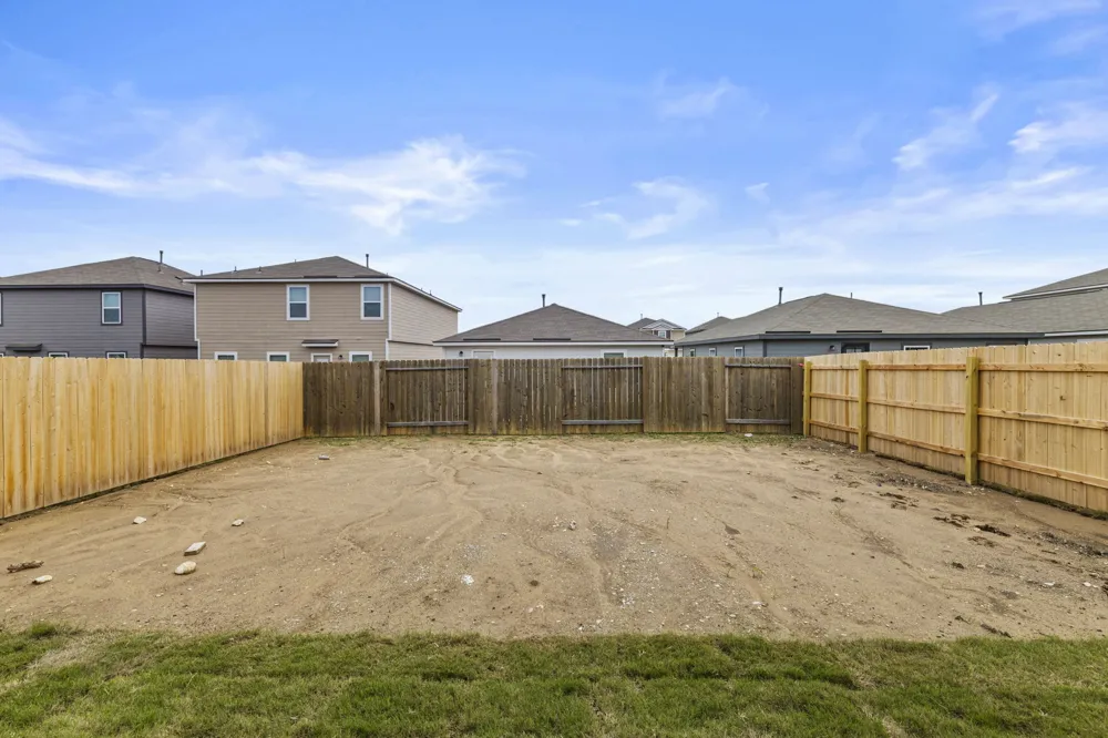 474 Low Pasture Trail Maxwell, TX 78656
