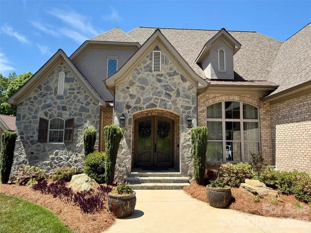 4025 Foxes Trail Cramerton, NC 28032