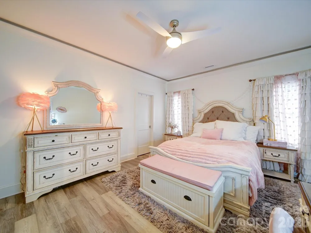 4025 Foxes Trail Cramerton, NC 28032