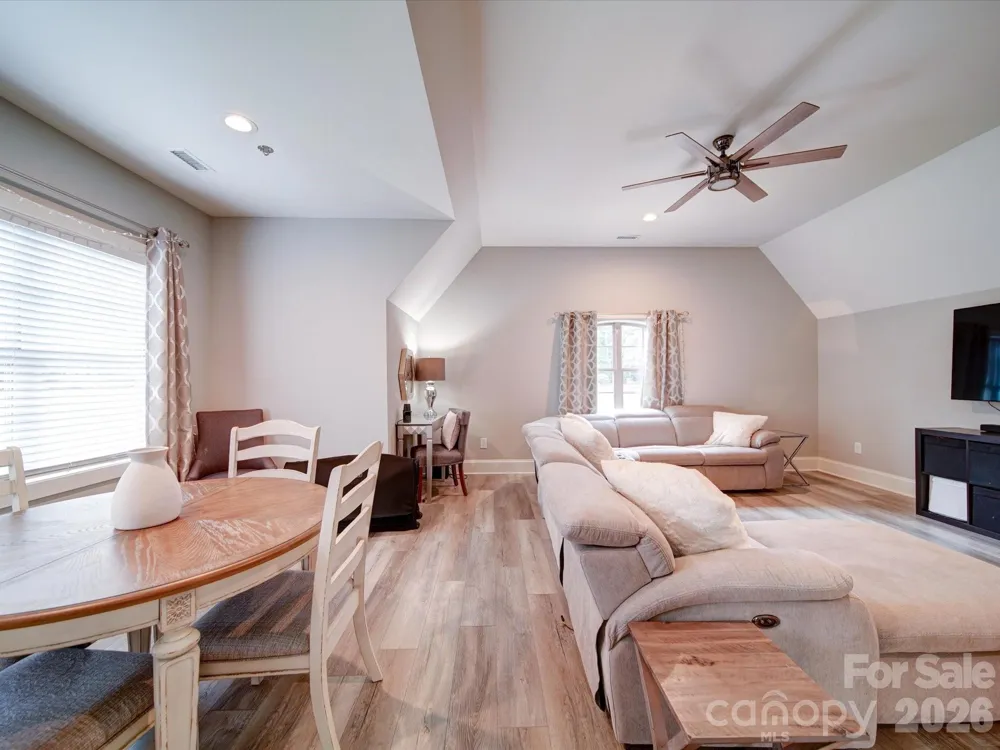 4025 Foxes Trail Cramerton, NC 28032