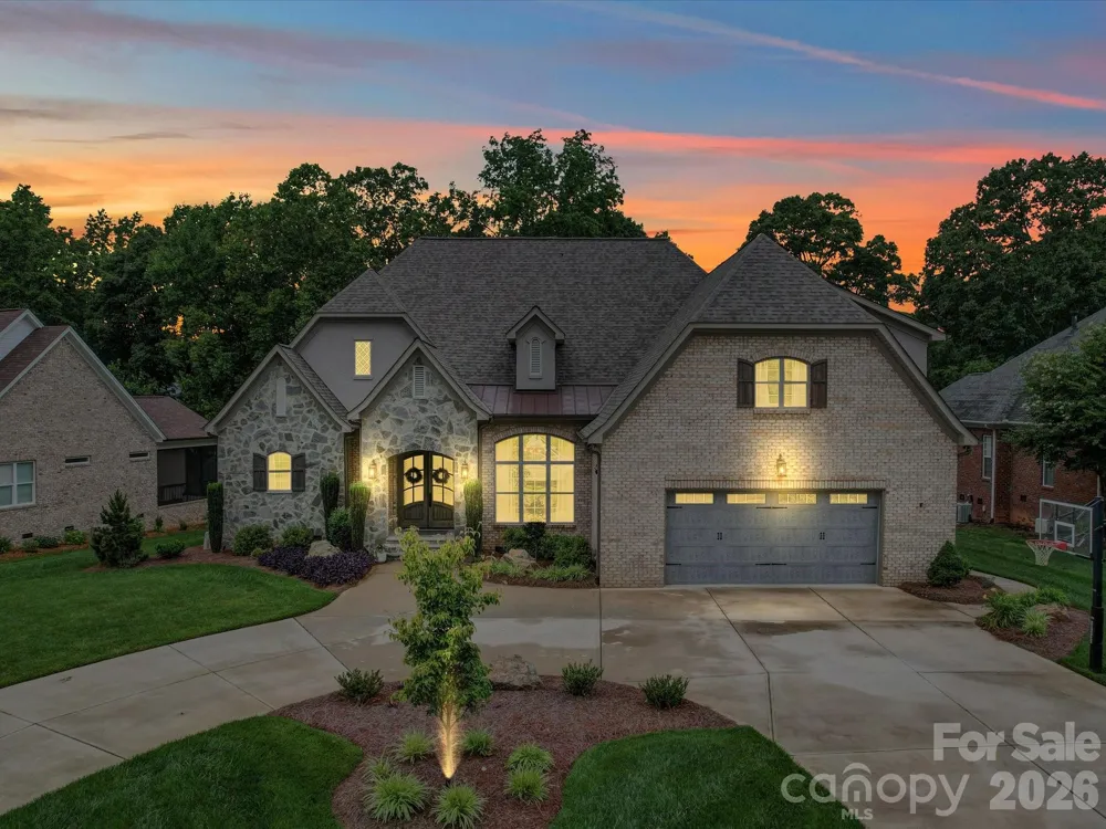 4025 Foxes Trail Cramerton, NC 28032