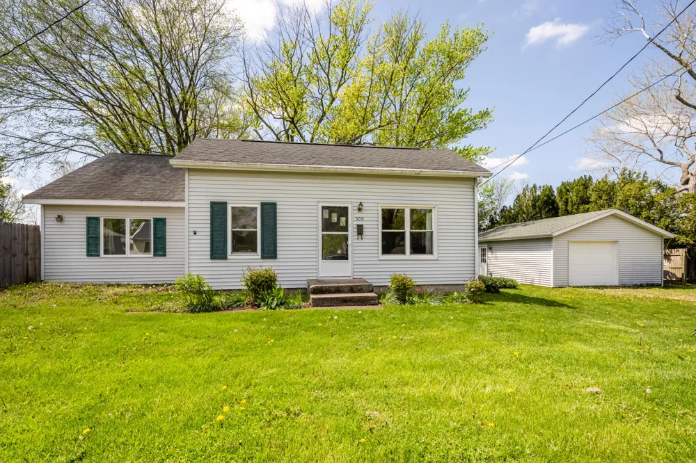 500 Sherwood Street Three Oaks, MI 49128