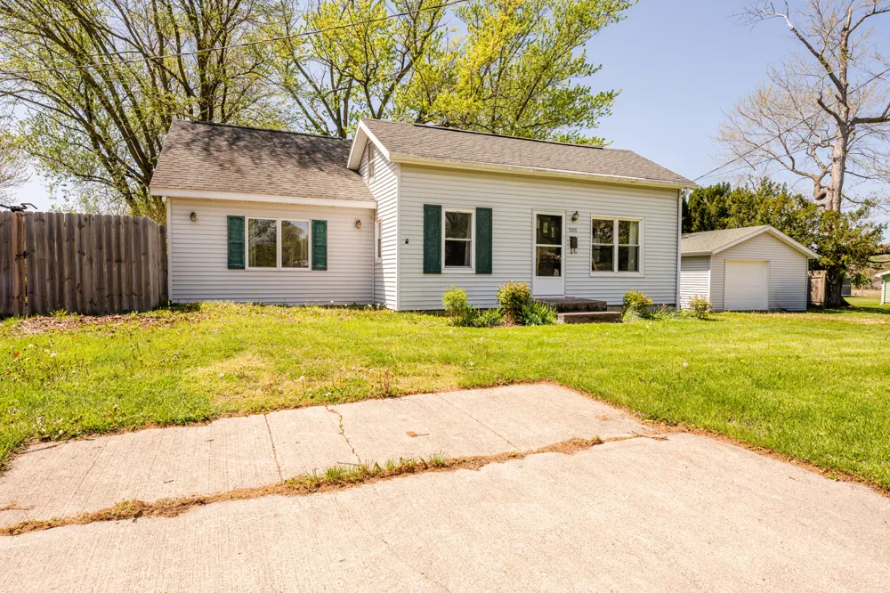 500 Sherwood Street Three Oaks, MI 49128