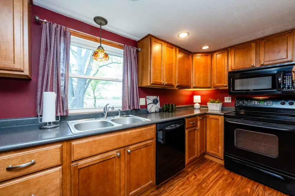 500 Sherwood Street Three Oaks, MI 49128