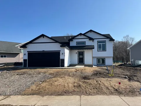 108 Cedar Street SE