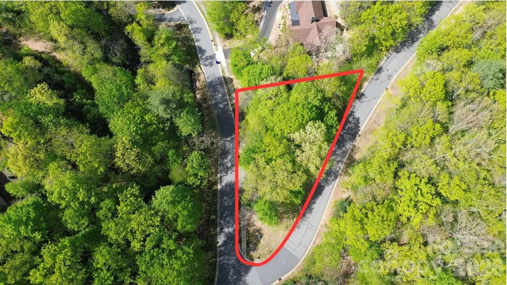 205 Settings Boulevard Black Mountain, NC 28711
