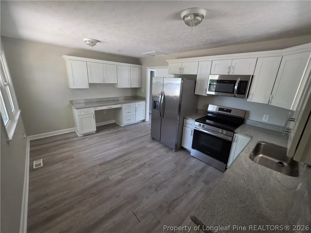 220 Cecil Avenue Spring Lake, NC 28390
