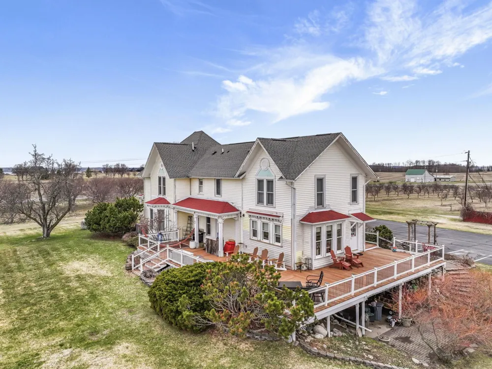 7710 US-31 N Acme Township, MI 49690