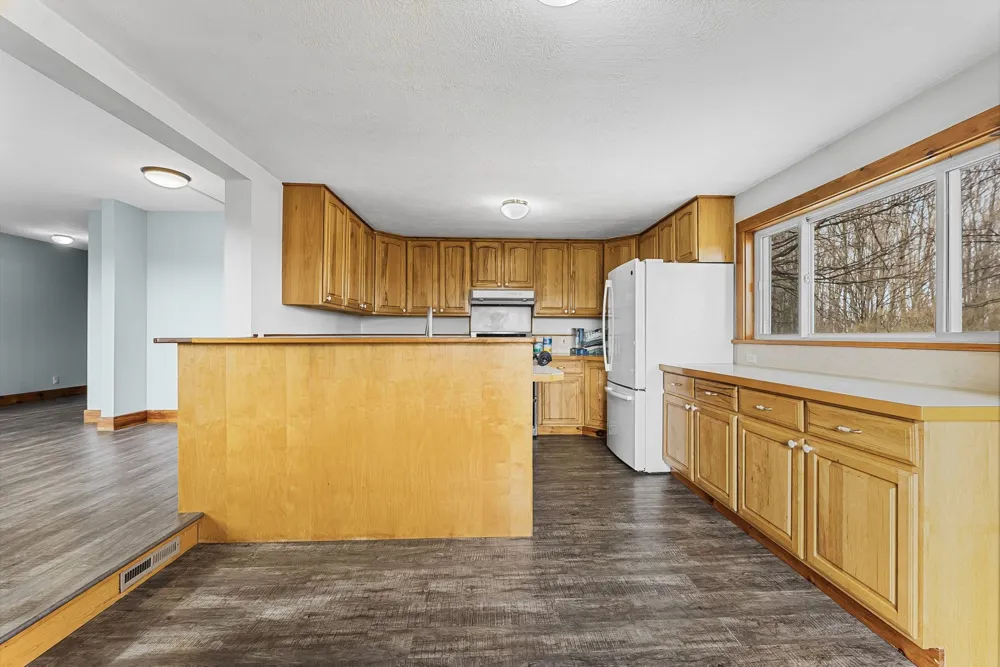 7710 US-31 N Acme Township, MI 49690