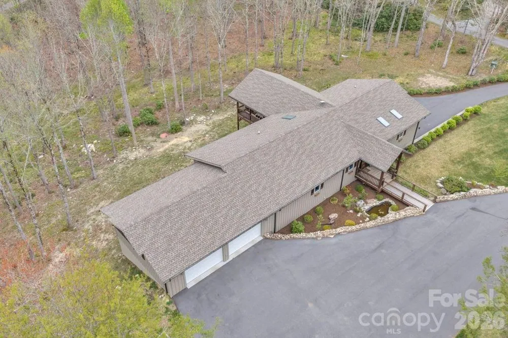 811 Linhigh Drive Newland, NC 28657