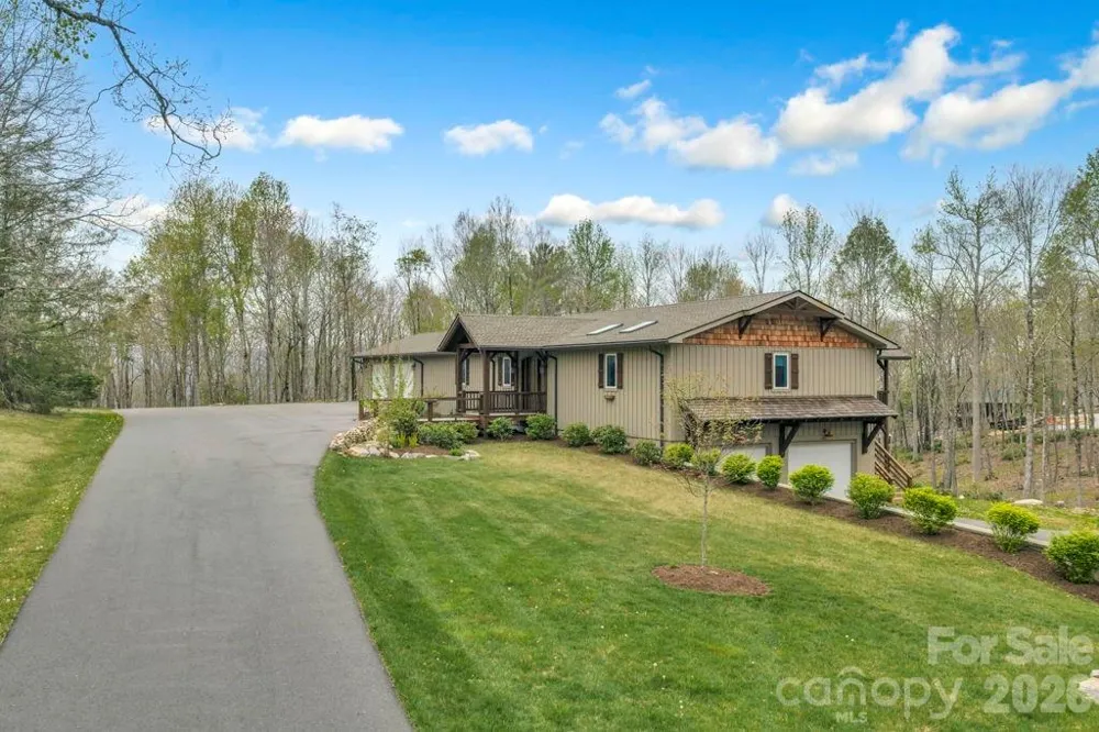 811 Linhigh Drive Newland, NC 28657