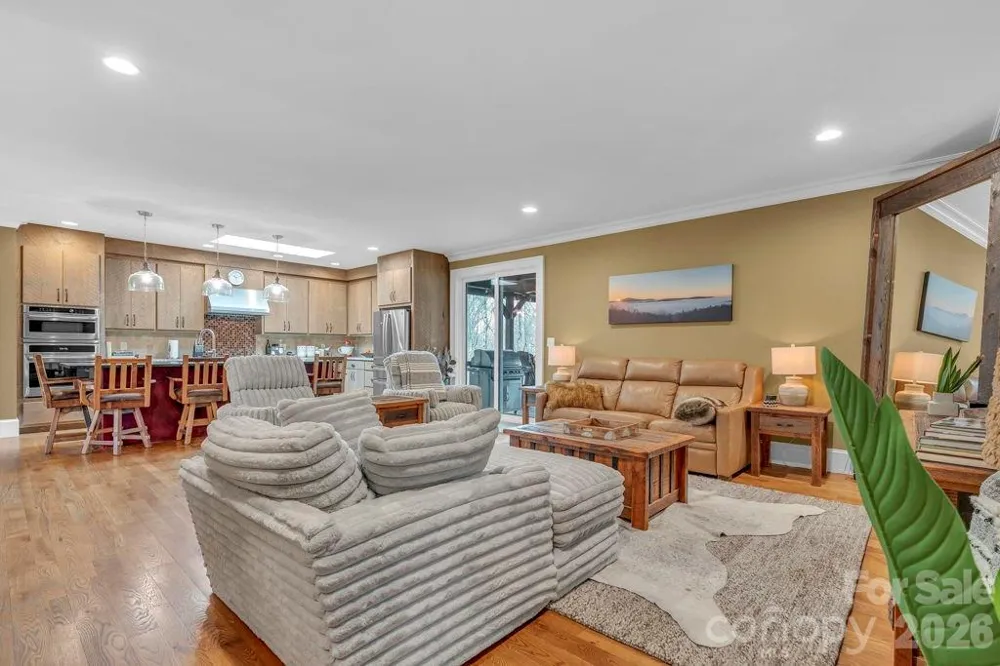 811 Linhigh Drive Newland, NC 28657