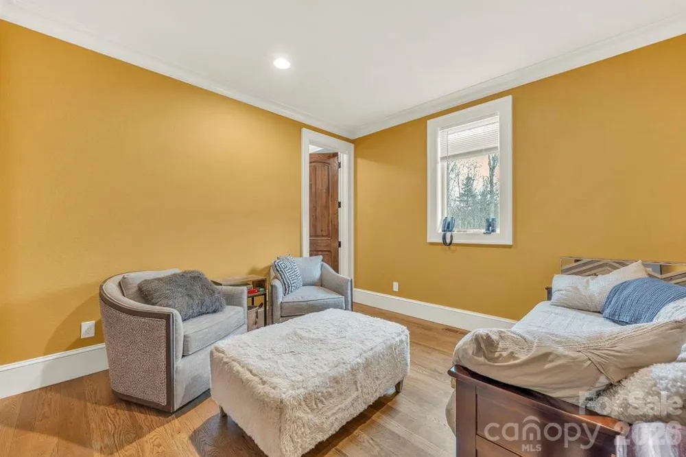 811 Linhigh Drive Newland, NC 28657