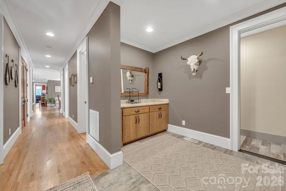 811 Linhigh Drive Newland, NC 28657