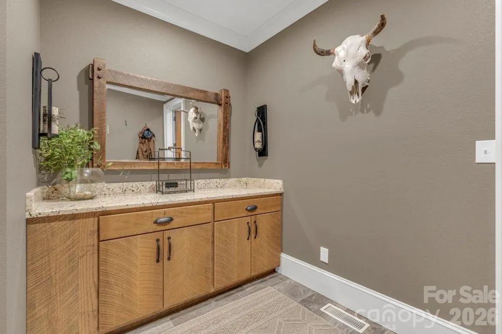 811 Linhigh Drive Newland, NC 28657