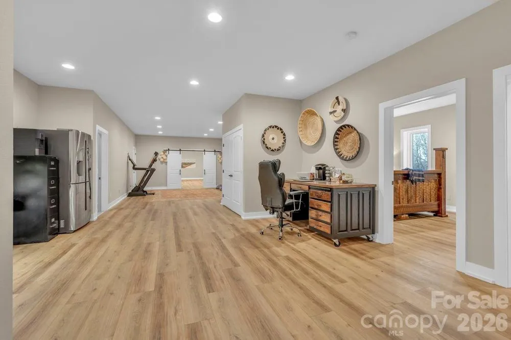 811 Linhigh Drive Newland, NC 28657