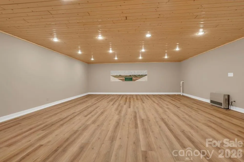 811 Linhigh Drive Newland, NC 28657