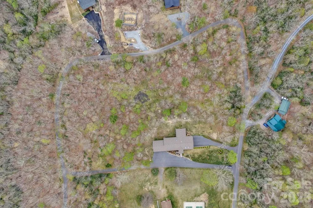 811 Linhigh Drive Newland, NC 28657