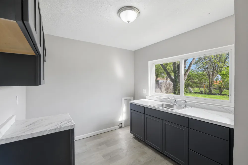 29177 Rosewood Street Inkster, MI 48141