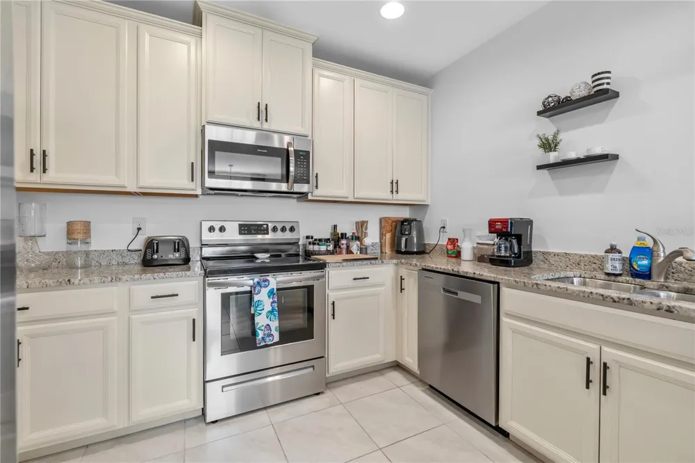3719 CROFTON COURT Fort Myers, FL 33916