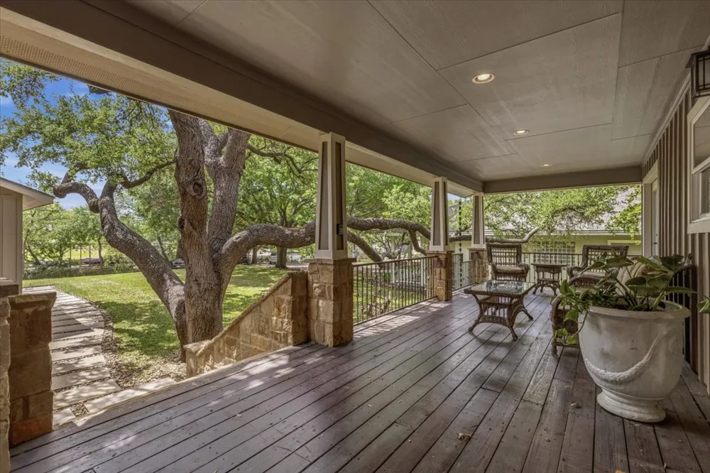 806 Misty Downs Drive Granite Shoals, TX 78654