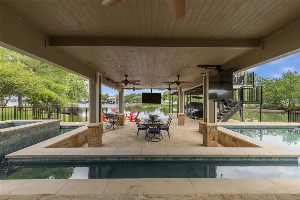 806 Misty Downs Drive Granite Shoals, TX 78654