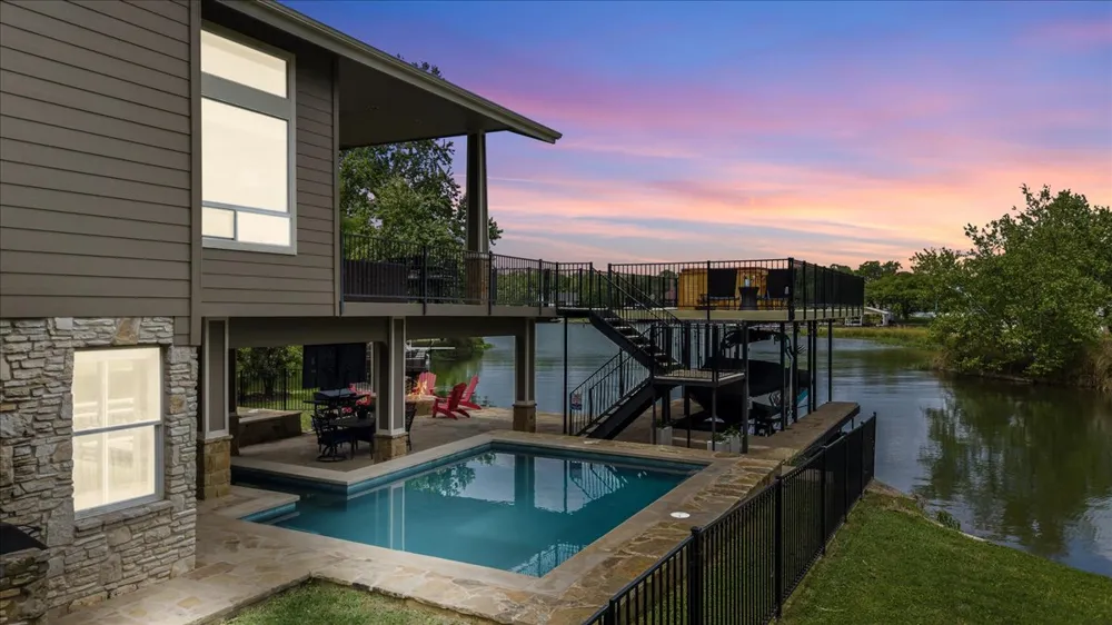 806 Misty Downs Drive Granite Shoals, TX 78654