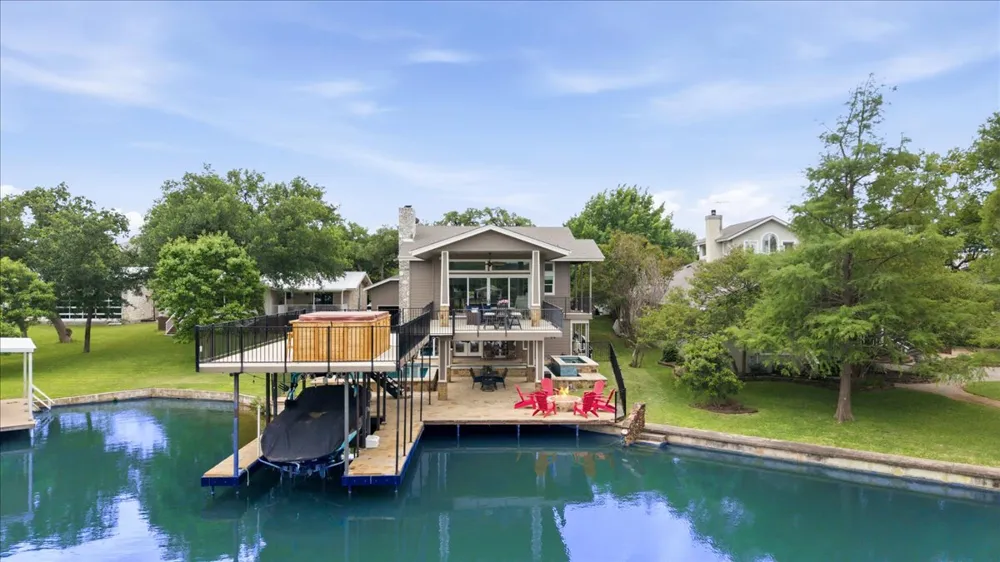 806 Misty Downs Drive Granite Shoals, TX 78654