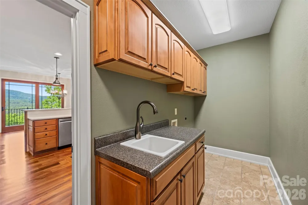 556 High Pines Loop Lake Lure, NC 28746