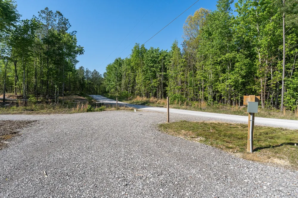 706 Topside Dr Spencer, TN 38585