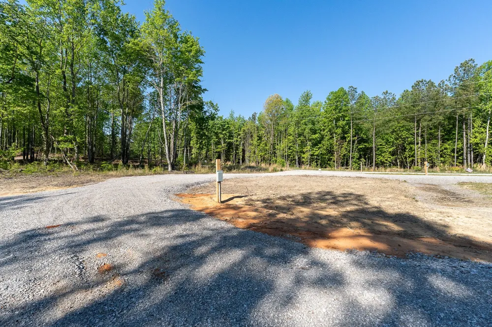 706 Topside Dr Spencer, TN 38585