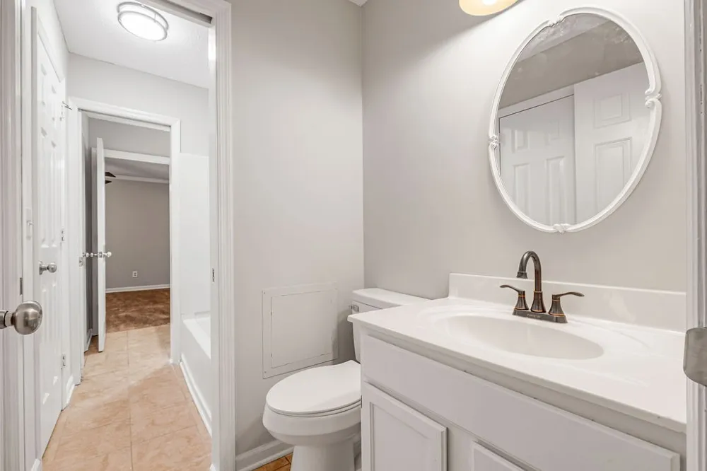 430 Walton Ferry Rd #1700 Hendersonville, TN 37075