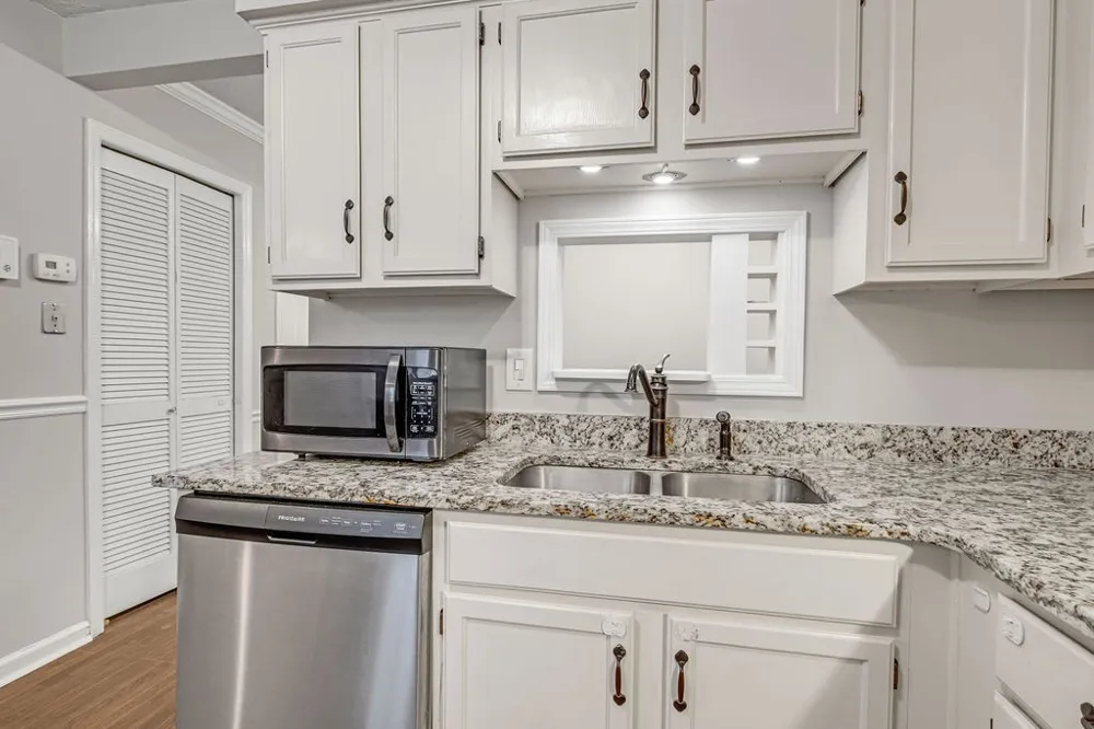 430 Walton Ferry Rd #1700 Hendersonville, TN 37075