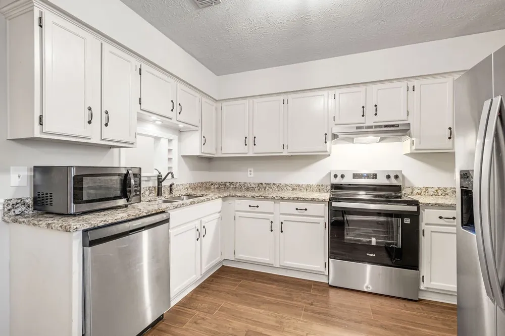 430 Walton Ferry Rd #1700 Hendersonville, TN 37075