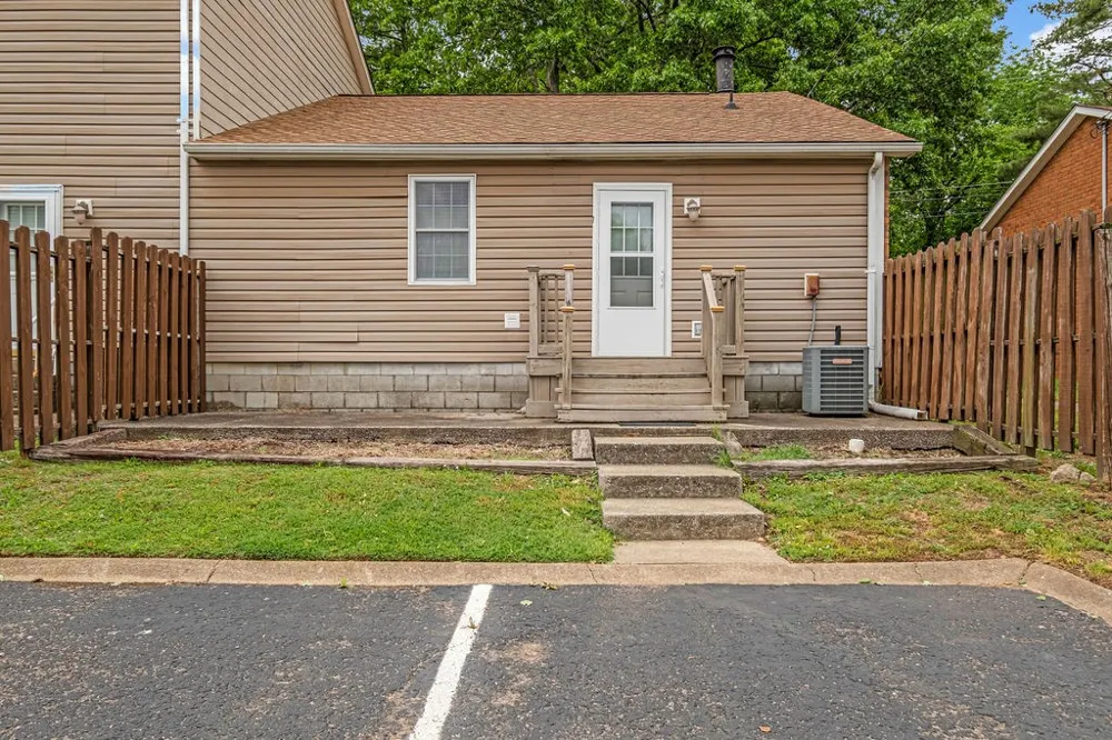 430 Walton Ferry Rd #1700 Hendersonville, TN 37075