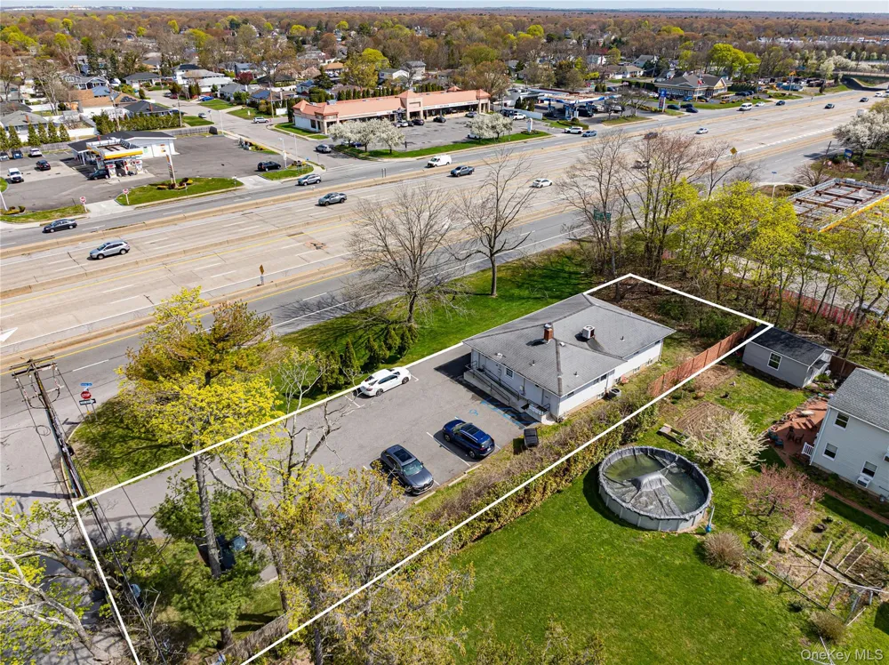 3250 Sunrise Highway East Islip, NY 11730