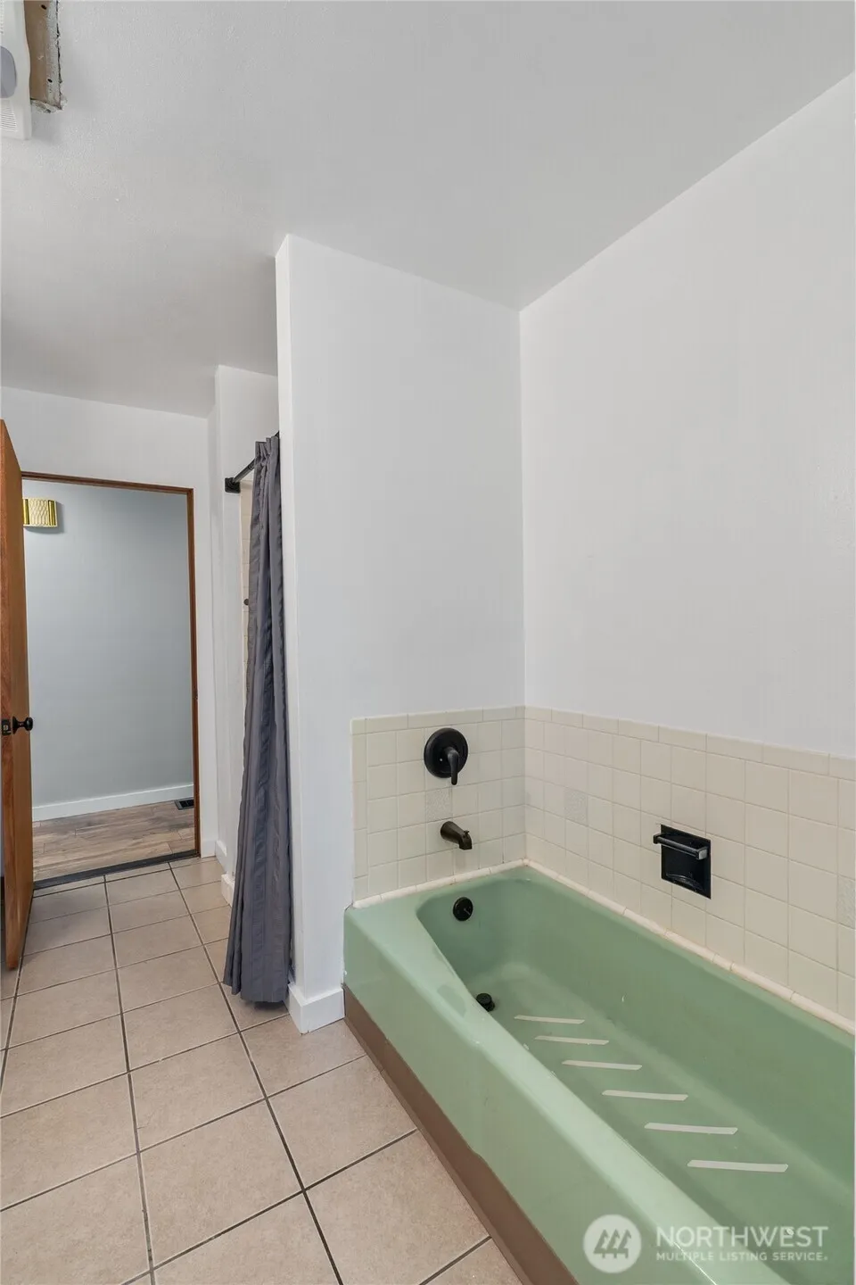 279 Holly Lane Cosmopolis, WA 98537