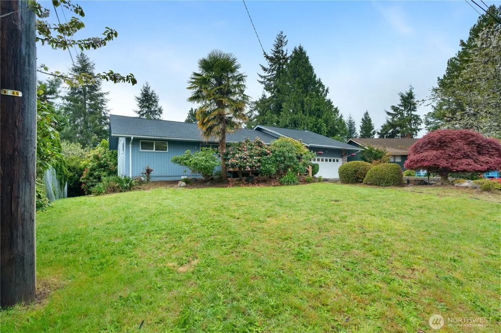 279 Holly Lane Cosmopolis, WA 98537