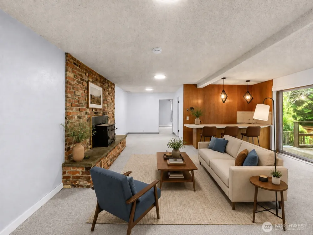 279 Holly Lane Cosmopolis, WA 98537