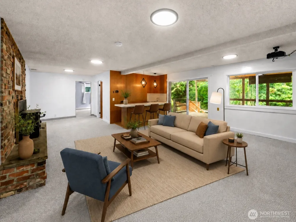 279 Holly Lane Cosmopolis, WA 98537
