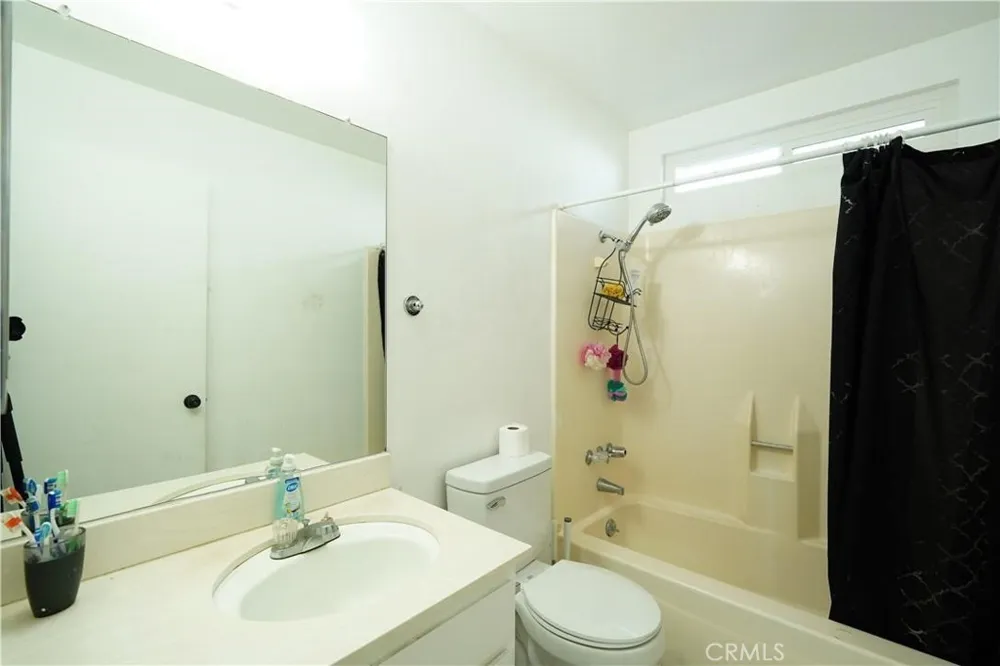11764 Sutter Avenue Yucaipa, CA 92399