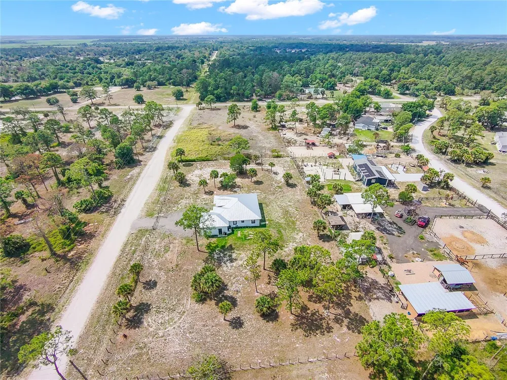 660 S ZAMBRIA STREET Clewiston, FL 33440