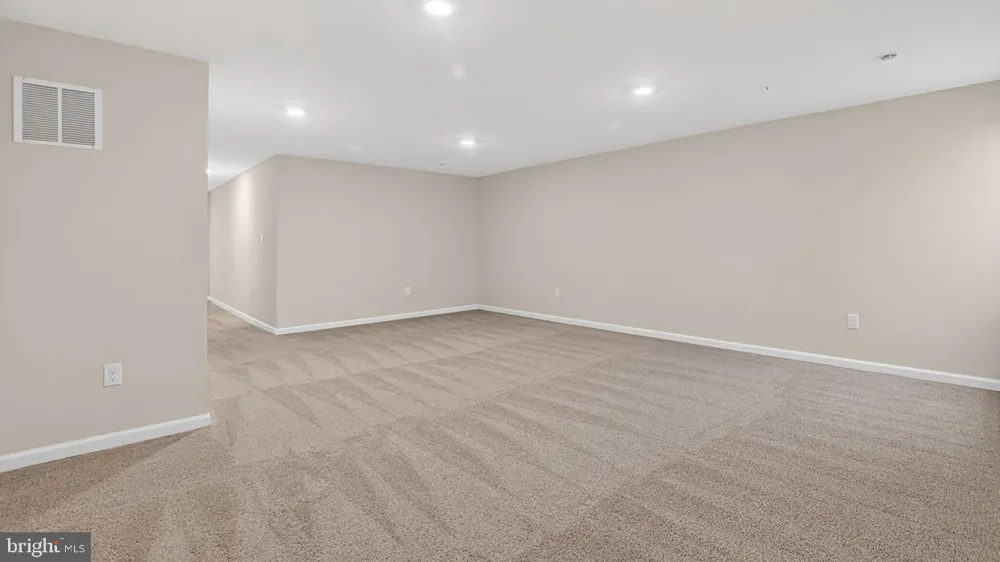 254 DERBY DRIVE Coatesville, PA 19320