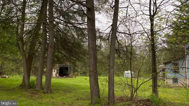 201 HOOVER ROAD Waterfall, PA 16689