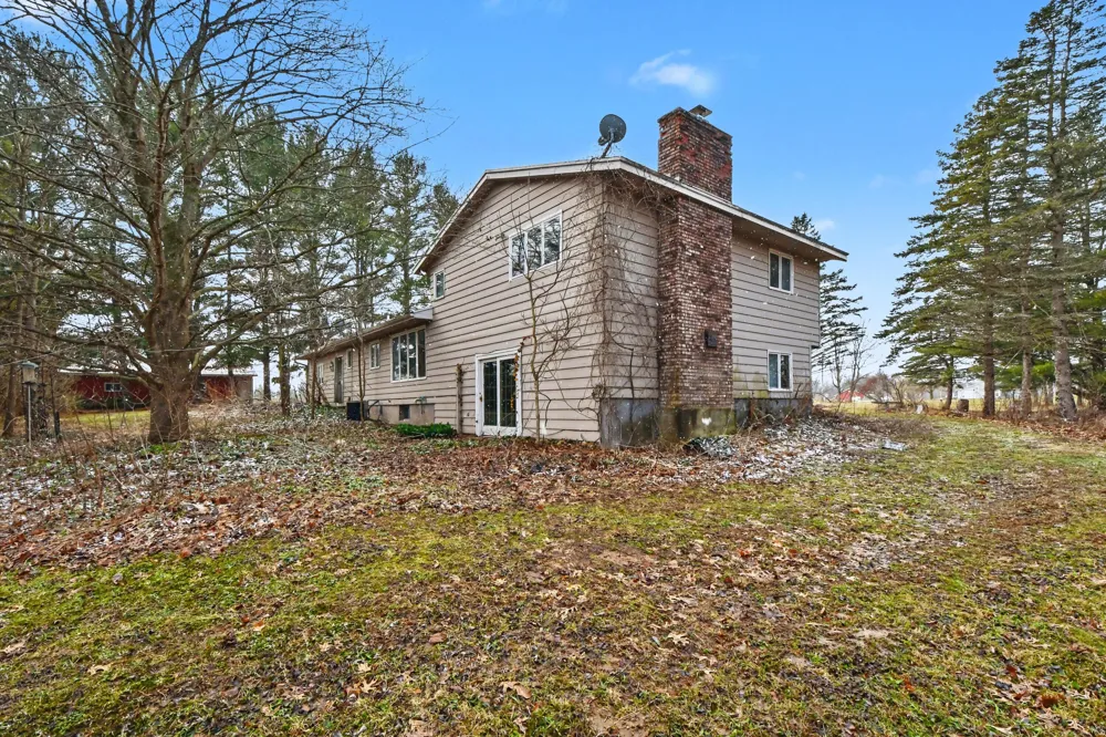 11400 Tefft Avenue NE Courtland Township, MI 49341