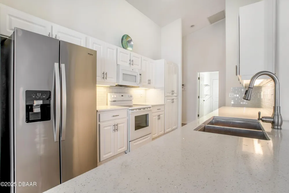 6115 Sabal Point Circle Port Orange, FL 32128